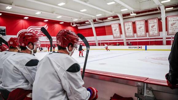 Red Wings see first long road trip of 2026-27 season as ‘good opportunity for guys to get closer and bond’