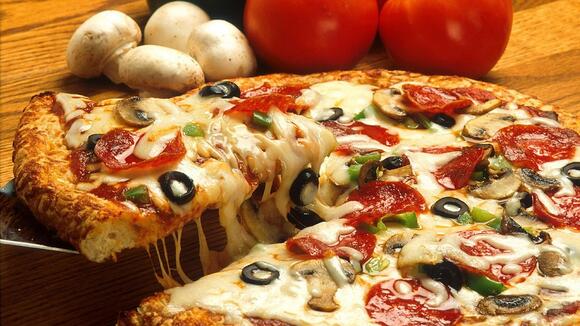 Ribbon Cutting Today For Kettering Little York Tavern Pizza News Break