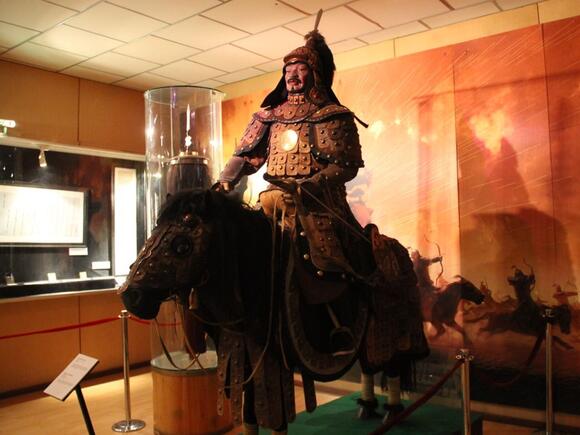 5 Ancient Military Tactics Still Used Today - NewsBreak