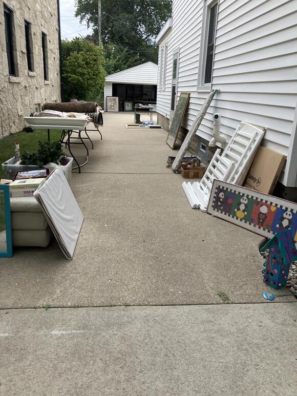 🎁 Freebies Up for Grabs in Milwaukee Right Now - NewsBreak