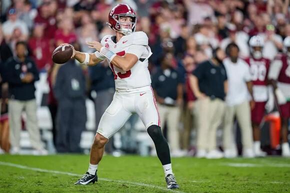 VIDEO: Alabama Star Ryan Williams Pranks His QB Ty Simpson - NewsBreak