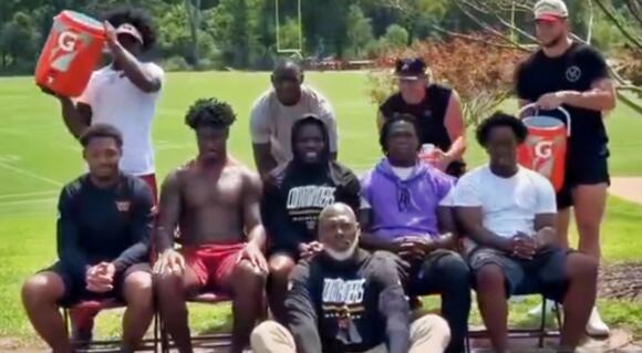 Did Commanders Star RB Rachaad White Get Injured During ALS Ice Bucket ...
