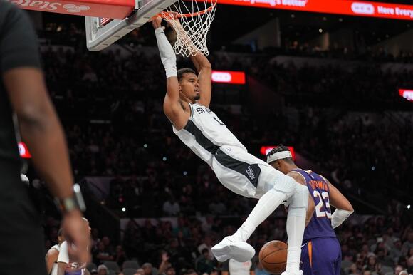 Thunder, Spurs open NBA season as co-favorites to win title - NewsBreak
