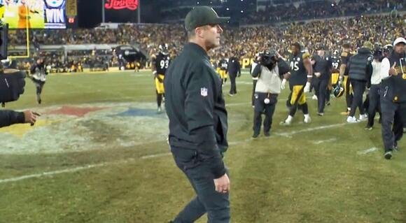 On-Field Cameras Caught Lamar Jackson's Cold Interaction With John Harbaugh Immediately After Ravens' Loss To Steelers [VIDEO] - NewsBreak