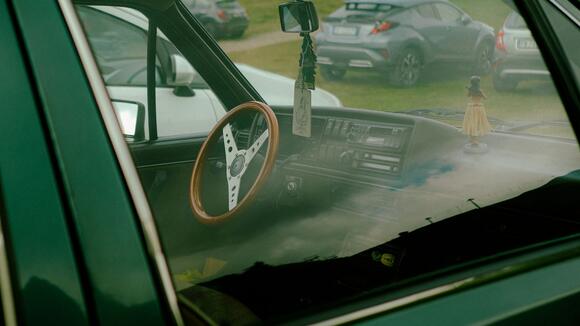 20 Things People Immediately Notice When They Enter Your Car - NewsBreak