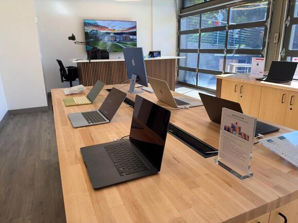Hudson Valley's First Apple Store Opening in Dutchess, But... - NewsBreak