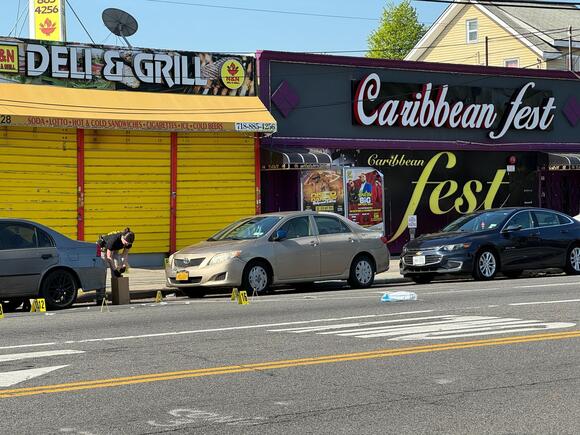 2 dead after shootings in East Flatbush and South Ozone Park, police say