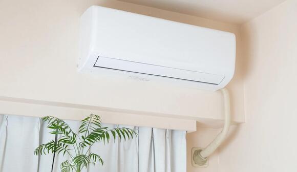 Homeowner tries to run wall AC on portable power station, then learns ...