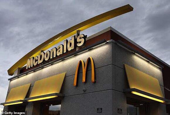 McDonald's customers fume as dystopian new store is rolled out - NewsBreak
