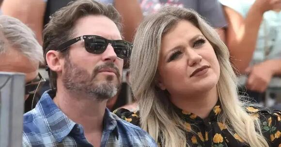Kelly Clarkson's Ex-Assistant Brittney Marie Jones Allegedly Cheated on  Husband With Brandon Blackstock as Scandal Erupts - NewsBreak