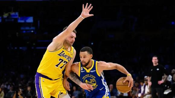3 Keys to Lakers Beating Warriors on Opening Night