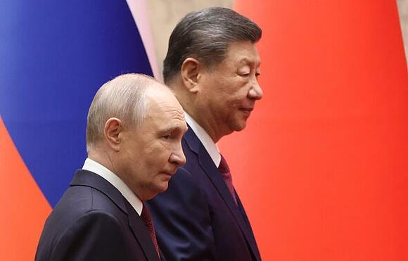Trump's 11-word comment on chilling meeting with Putin and Xi that could change the world