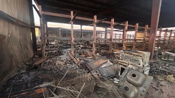 Rural Metro firefighter injured in fire near Yuma Liquidation Store in ...