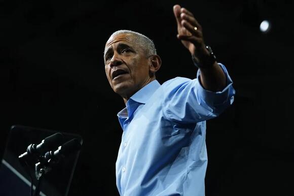 Obama makes the case for el Sayed and a Democratic Party that can disagree