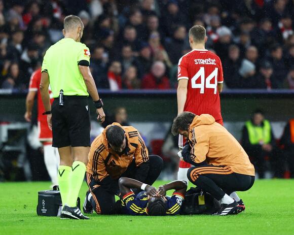‘It doesn't look good’: Arteta concerned as Saka limps off against Bayern Munich