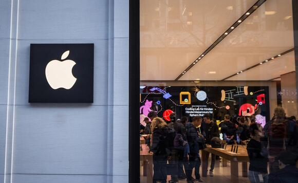 Loop Capital Cuts Apple Target to $330 as 13 Million iPhones Stay Missing