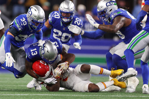 Chiefs running back Kenneth Walker struggles against Seahawks in ...