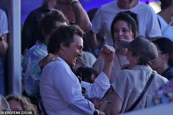 Matthew McConaughey shares a hug with Ronnie Wood in star-studded crowd ...