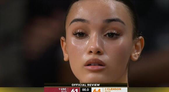 Rising NCAA Tournament Star Goes Viral On Instagram - NewsBreak