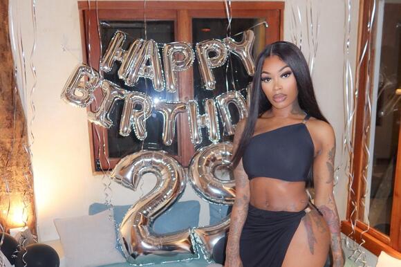 Asian Doll Shocks Fans With Baby Bump Reveal, Says She’s Giving Birth ...