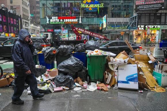 Furious New Yorkers erupt over 'disgusting' trash pileup after winter ...