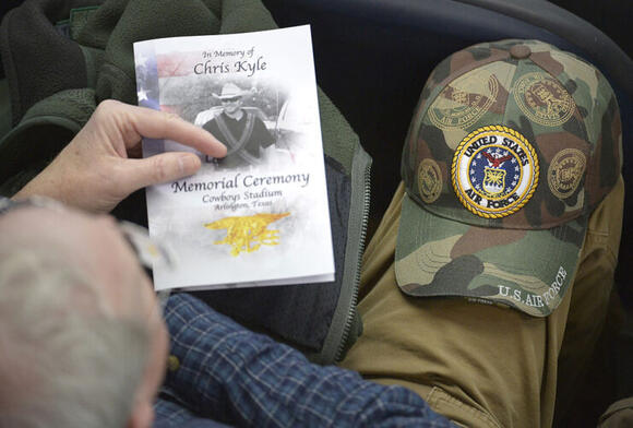 chris-kyle-the-celebrated-military-sniper-who-wrote-the-autobiography