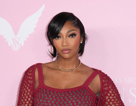 Angel Reese Deactivates Instagram For New Year - NewsBreak