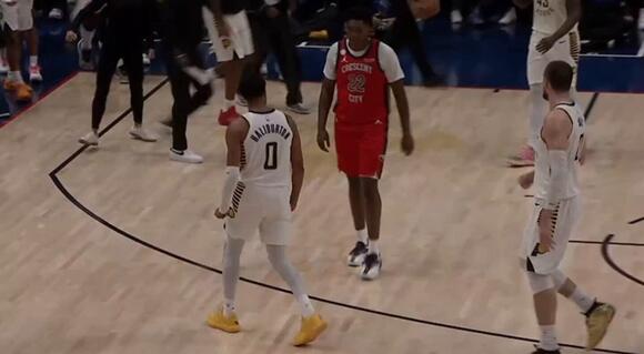 Tyrese Haliburton hit with technical after heated exchange with Derik Queen in Pacers’ win over Pelicans