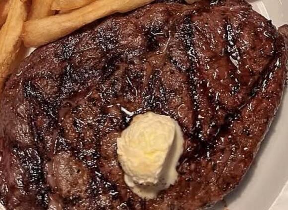 5 Steakhouse Chains With the Best Ribeye and Steak Fries, According to ...