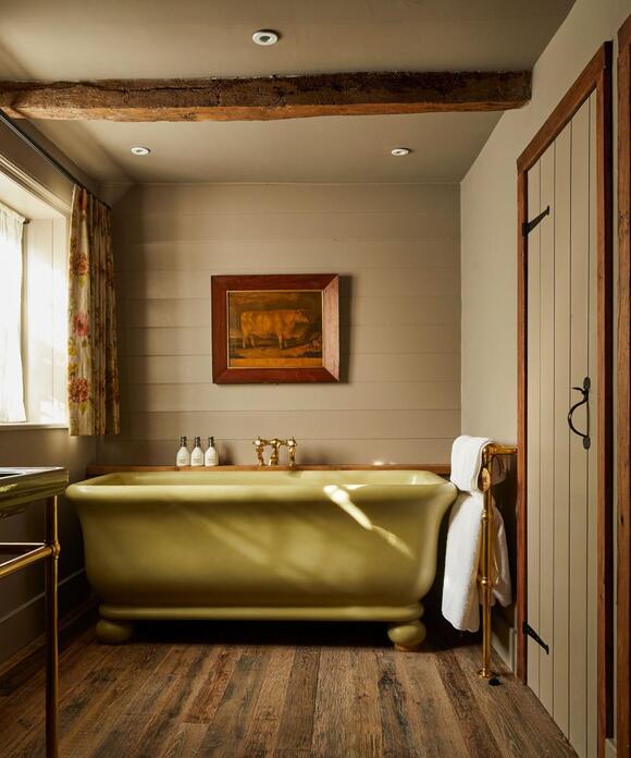 Why do towels have a band? It’s a cornerstone of quality, experts say ...