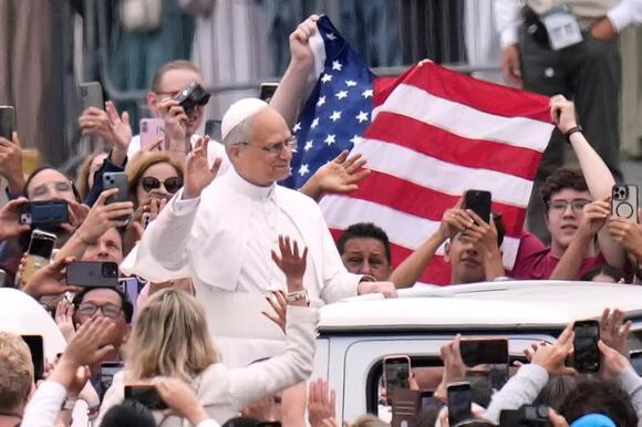 The rules behind Pope Leo remaining a US citizen now he’s a foreign ...