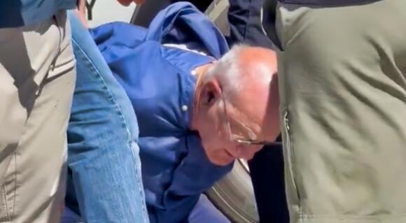71-Year-Old Man Who Was Arrested & Yelled “Shoot Me” Immediately After Charlie Kirk's Murder Makes Chilling Revelation As His Role In The Assassination Is Uncovered - NewsBreak