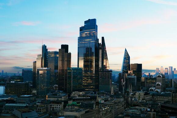 UK dividends reach £28 billion in Q3 as banks and miners lead profit ...