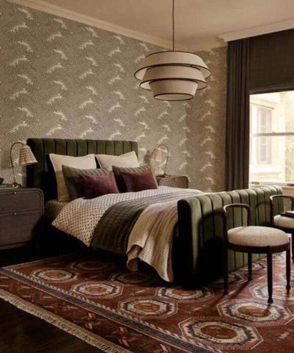 Should bedside tables always match? Interior designers on whether to ...