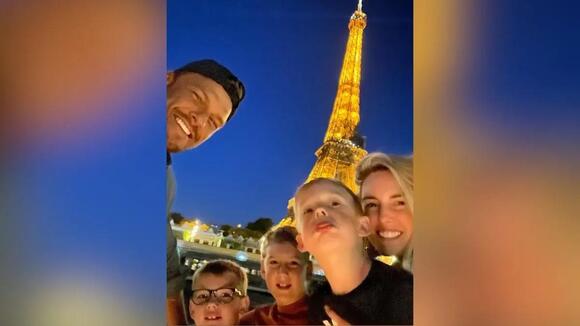 All About Alan Ritchson's Family: Meet the Actor's Wife and 3 Kids ...