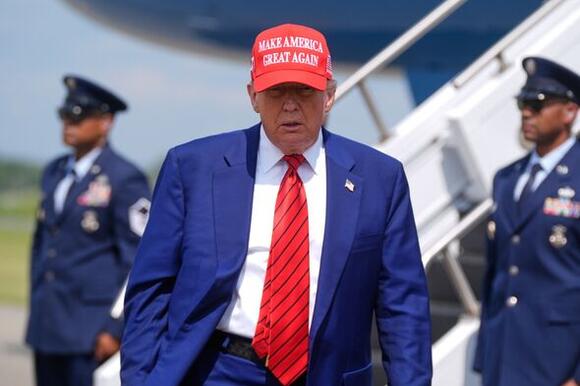 Donald Trump set for urgent return to White House as fears of war ...