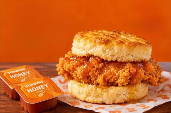 Popeyes Merged Two Menu Icons Into One Sandwich, and the Price Tag Is ...