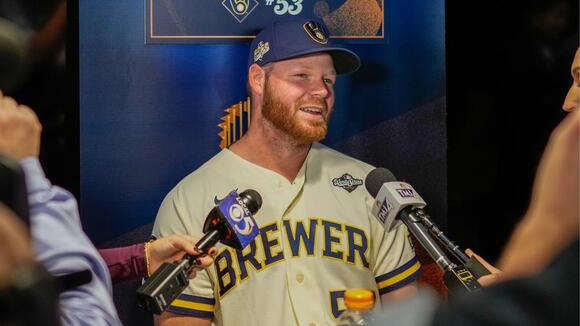Brandon Woodruff, Brewers’ longest-tenured player, makes World Series roster after long injury absence