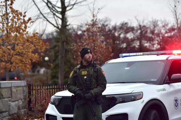 Upstate NY Woman Wanted By 3 Local Police Agencies - NewsBreak