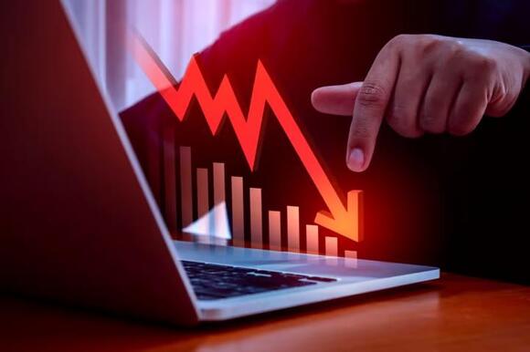 QVCGA Stock Plunges 70% After QVC Group Confirms Chapter 11 ...