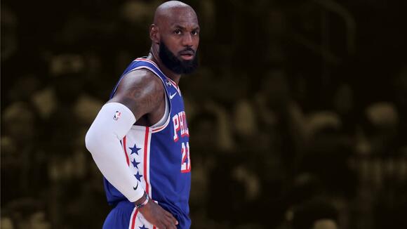 ‘I'm not from the West Coast, I'm from Ohio, baby’ - LeBron James put a heckling Knicks fan in his place for calling him soft