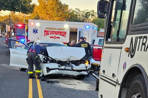 At least 24 people injured in head-on crash between car, NJ Transit bus ...