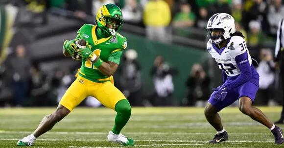 Oregon wide receiver Jeremiah McClellan suffers broken foot - NewsBreak
