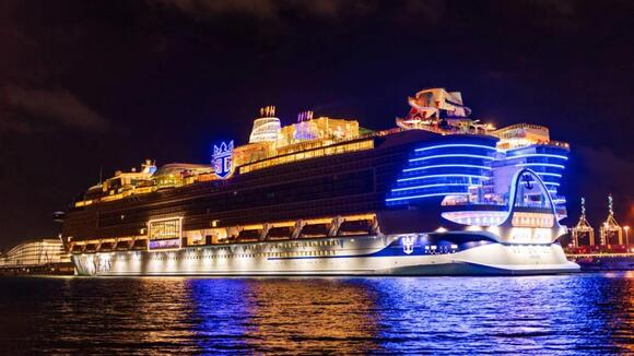 Icon of the Seas to Remain in Miami Overnight for Maintenance, Port ...