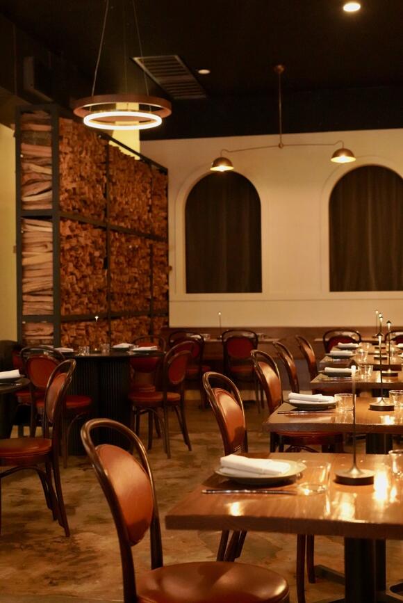3 New Orleans Restaurants Cooking Gulf Seafood Over Live Fire - NewsBreak