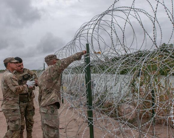 Texas Sues Feds re: Razor Wire Cut @ Border