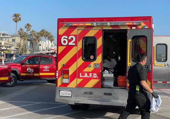 14 Firefighter Paramedics Join LAFD After UCLA Paramedic Program ...