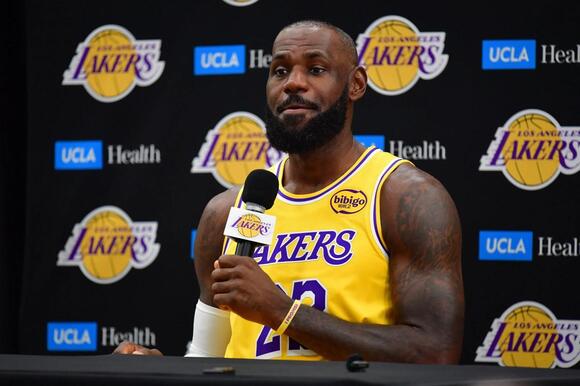 LeBron James in Legal Trouble As Lakers Fan Sues NBA Star Over Viral  'Second Decision' Teaser - NewsBreak