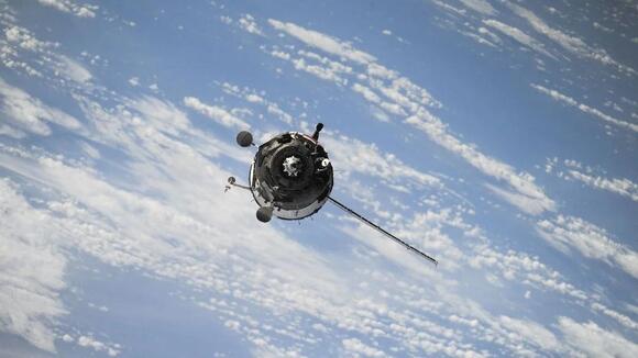 Warp Drive Weekly: The Alcubierre Drive: NASA’s Real-Life “Star Trek ...