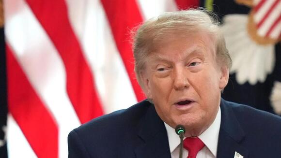 Trump links Russia sanctions waiver to release of jailed American